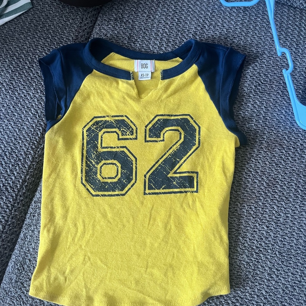 Urban Outfitters Yellow and Blue Short Sleeve Tee